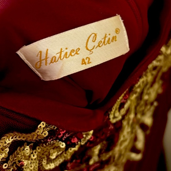 Modest party dress - Picture 3 of 4